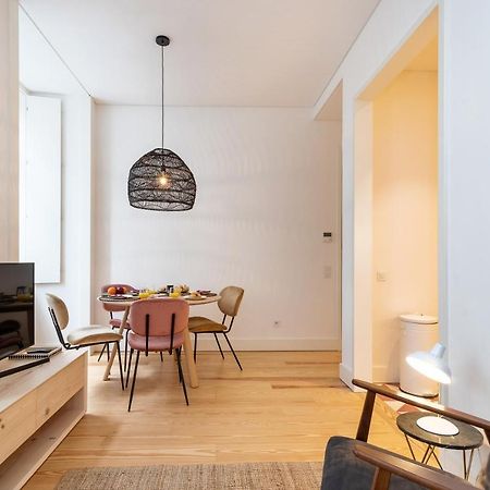 Modern 1Bdr In Downtown Lisbon By Lovelystay Extérieur photo