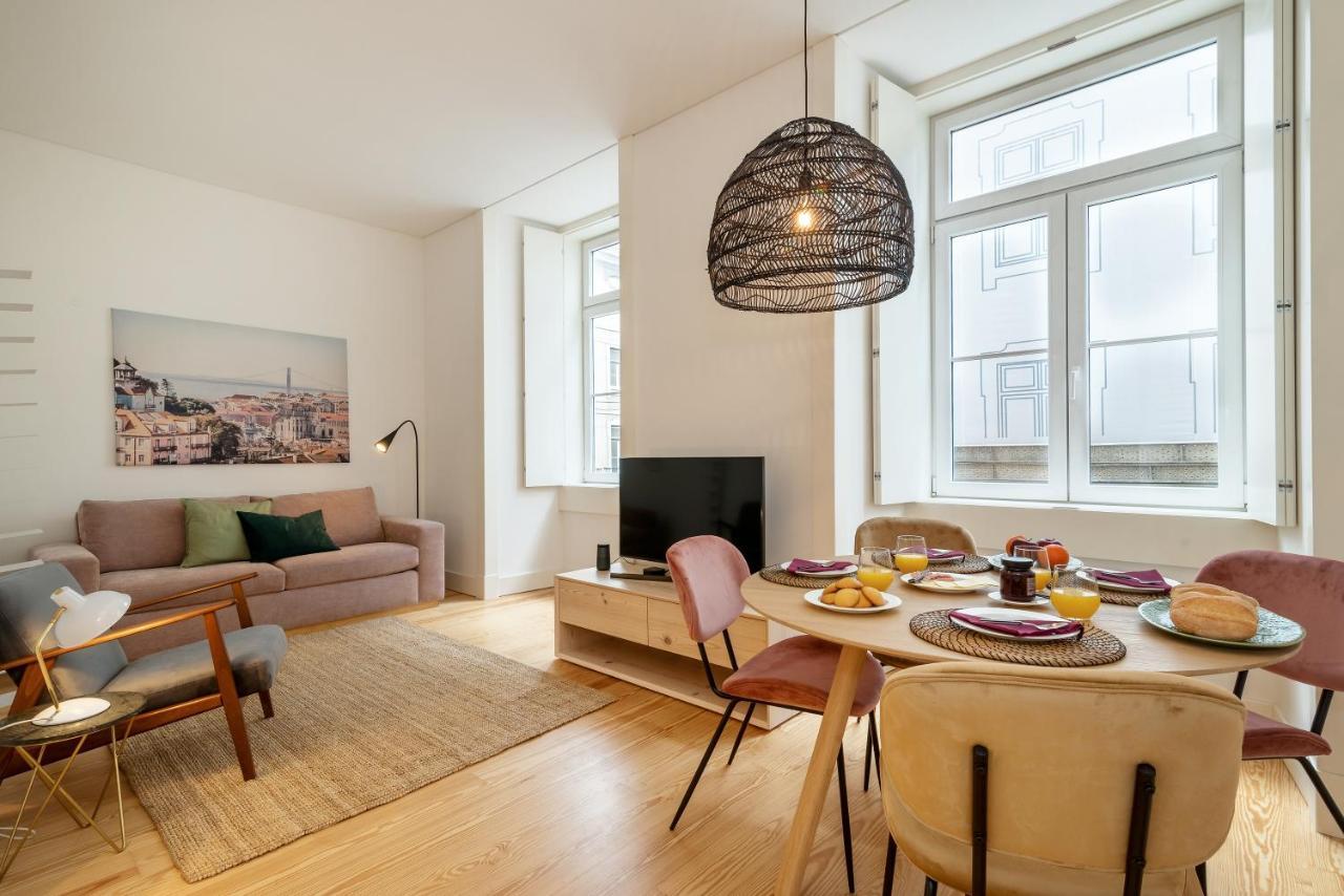 Modern 1Bdr In Downtown Lisbon By Lovelystay Extérieur photo