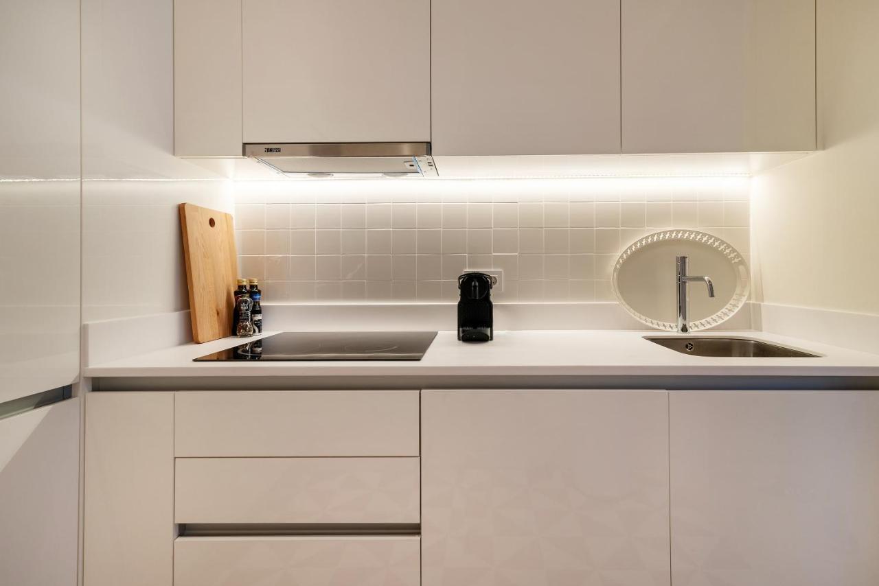 Modern 1Bdr In Downtown Lisbon By Lovelystay Extérieur photo