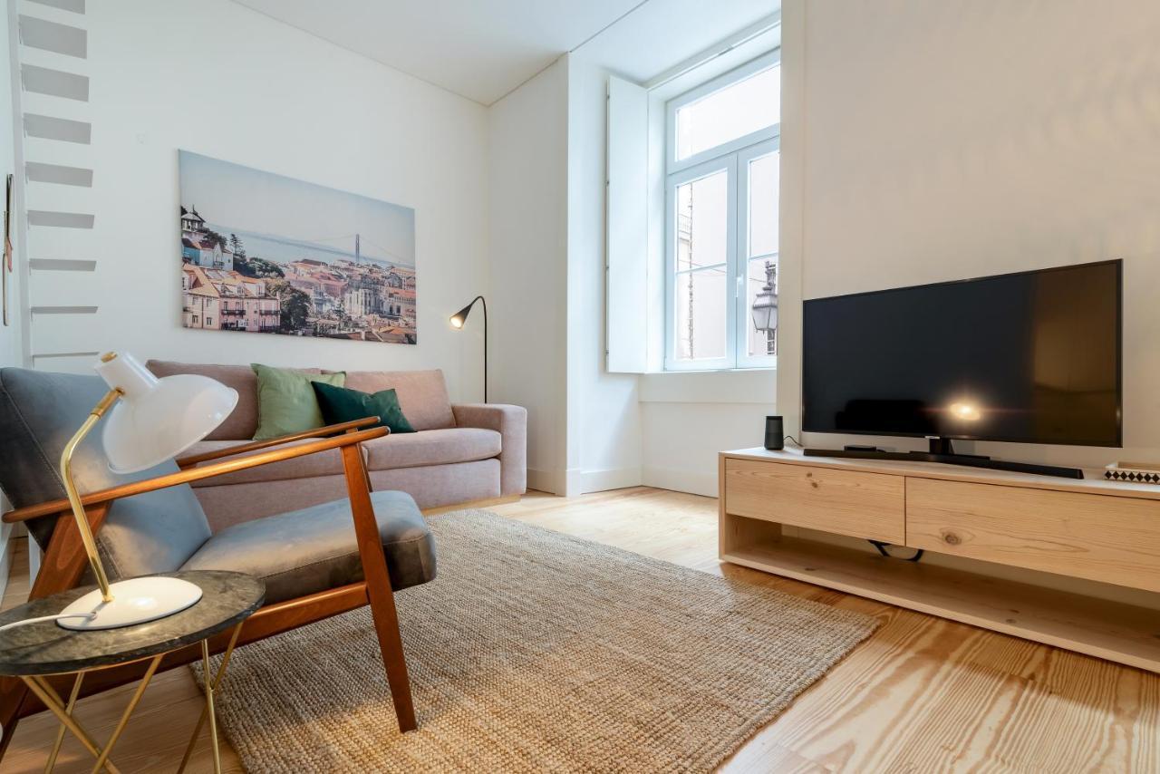 Modern 1Bdr In Downtown Lisbon By Lovelystay Extérieur photo