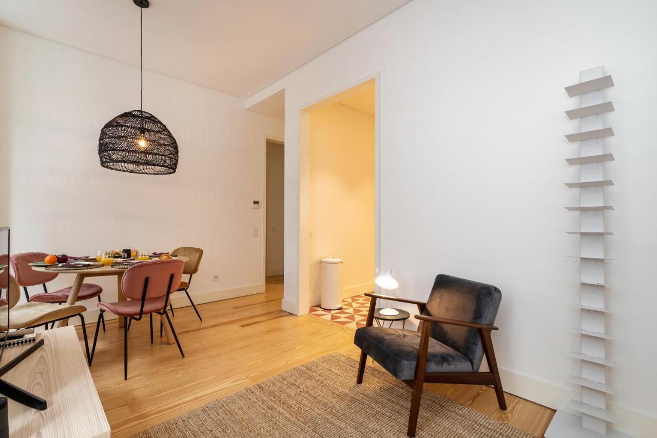 Modern 1Bdr In Downtown Lisbon By Lovelystay Extérieur photo